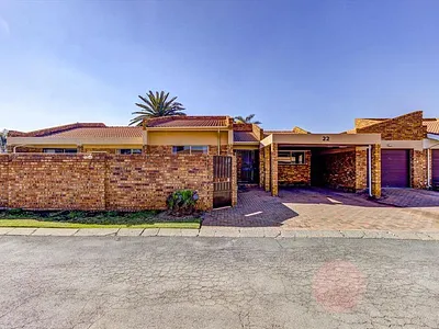3 Bedroom Townhouse For Sale in Boksburg - ST4w.webp