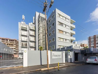 2 Bedroom Apartment For Sale in Cape Town - uv5Q.webp