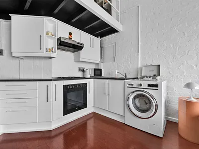 1 Bedroom Apartment To Rent in Cape Town - mOa5.webp
