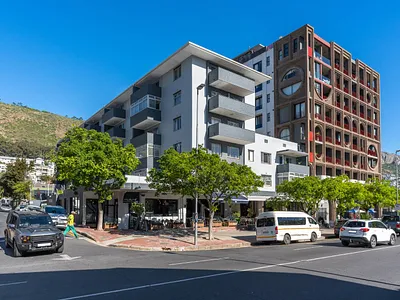 2 Bedroom Apartment For Sale in Cape Town - dnVu.webp
