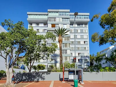3 Bedroom Apartment For Sale in Cape Town - NJFg.webp