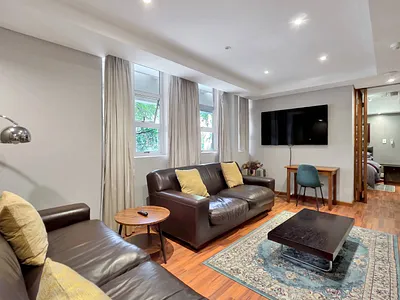 1 Bedroom Apartment For Sale in Cape Town - K83V.webp