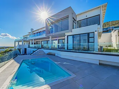 5 Bedroom House For Sale in Parow - ZQ0D.webp