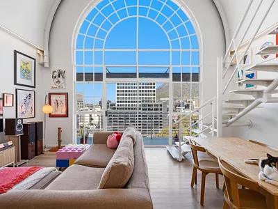 1 Bedroom Apartment For Sale in Cape Town - DFDw.webp