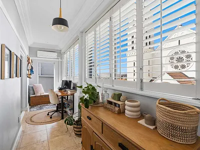 2 Bedroom Apartment For Sale in Cape Town - IfPj.webp