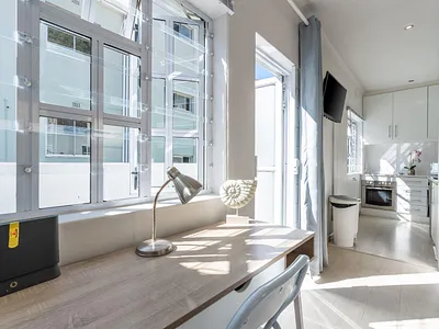 1 Bedroom Apartment For Sale in Cape Town - xVcJ.webp