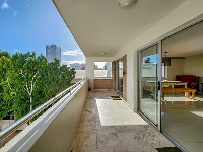 3 Bedroom Apartment To Rent in Cape Town - ulDZ.webp