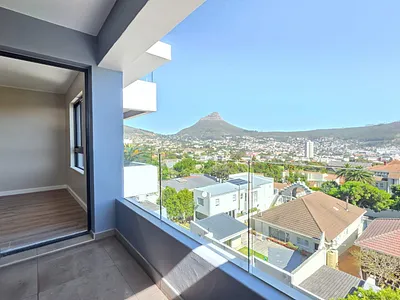 2 Bedroom Apartment For Sale in Cape Town - znZ0.webp