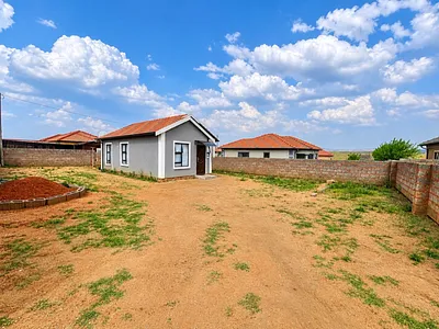 3 Bedroom House For Sale in Heidelberg - img