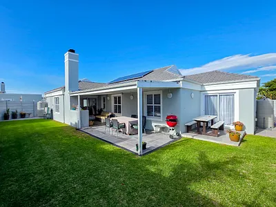 3 Bedroom House To Rent in Blouberg - 0ybG.webp