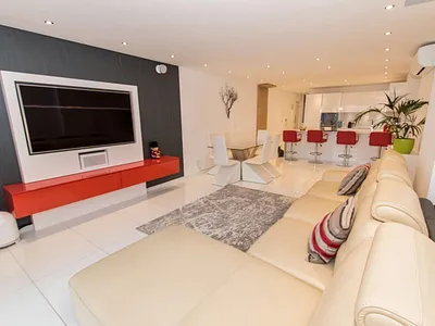2 Bedroom Apartment To Rent in Cape Town - uUc3.webp