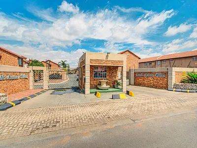 3 Bedroom Townhouse For Sale in Boksburg - img