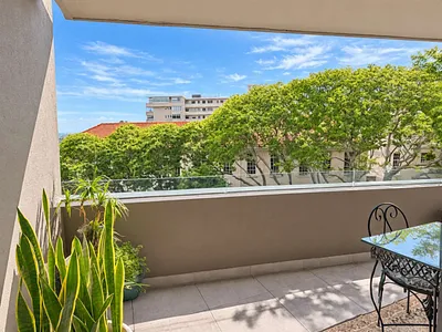 1 Bedroom Apartment For Sale in Cape Town - QRDT.webp