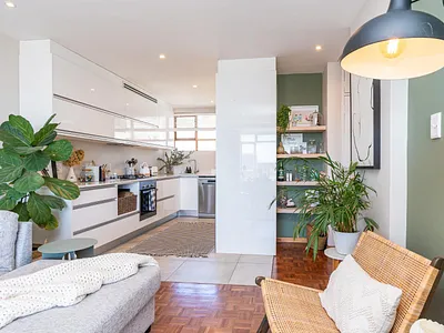 2 Bedroom Apartment To Rent in Cape Town - c8km.webp
