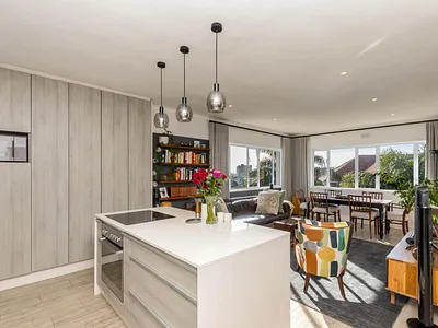 2 Bedroom Apartment For Sale in Cape Town - TCXE.webp