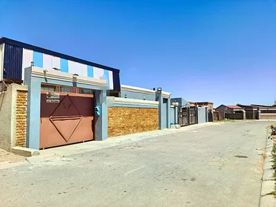 18 Bedroom House For Sale in Brakpan - ZV5c.webp