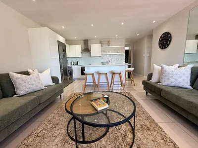 2 Bedroom Apartment To Rent in Cape Town - MGRz.webp