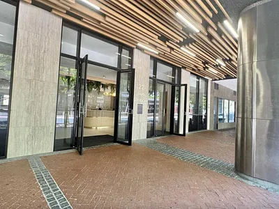 Commercial Property To Rent in Cape Town - Xn0a.webp