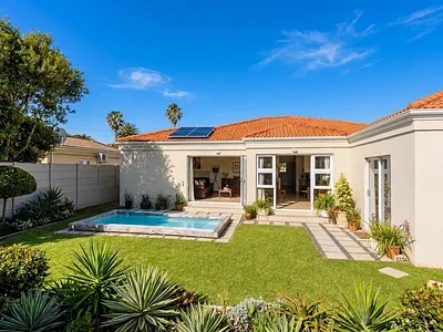 4 Bedroom House To Rent in Blouberg - Ab6N.webp