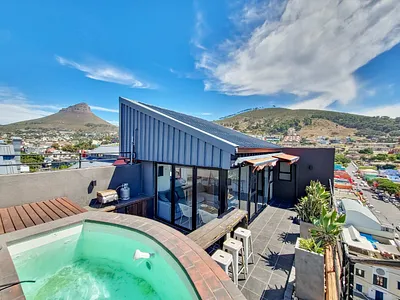3 Bedroom Apartment For Sale in Cape Town - FbB0.webp