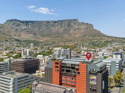 3 Bedroom Apartment For Sale in Cape Town - sVGX.webp