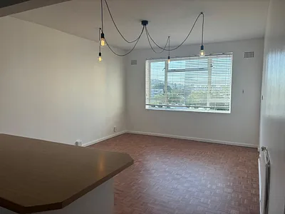 1 Bedroom Apartment To Rent in Cape Town - MOdQ.webp