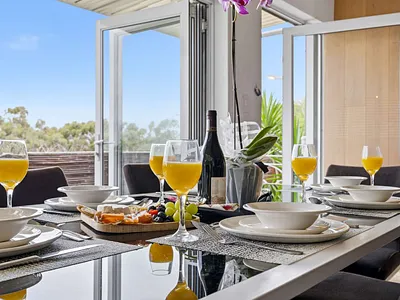 3 Bedroom House For Sale in Cape Town - eTvI.webp