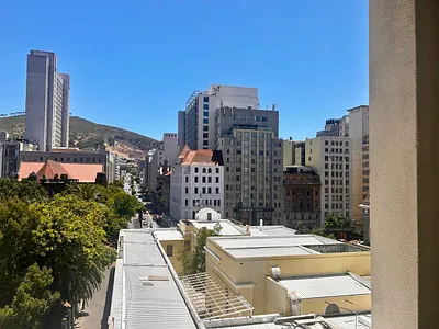 2 Bedroom Apartment To Rent in Cape Town - 3fwR.webp
