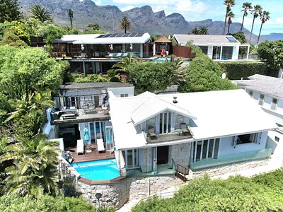 4 Bedroom House For Sale in Cape Town - TH3T.webp
