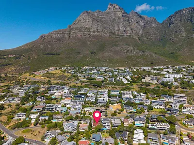 6 Bedroom House For Sale in Cape Town - WpFW.webp