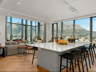 4 Bedroom Apartment For Sale in Cape Town - sMyE.webp