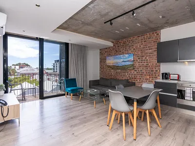 1 Bedroom Apartment For Sale in Cape Town - eJdb.webp