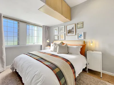 1.5 Bedroom Apartment For Sale in Cape Town - 3BAy.webp