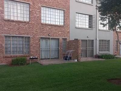 2 Bedroom Townhouse For Sale in Boksburg - x3pX.webp