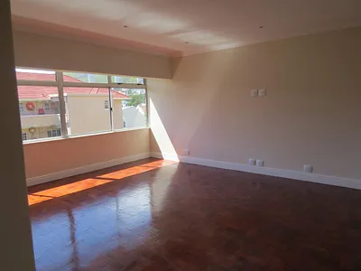 2 Bedroom Apartment To Rent in Cape Town - 7yxV.webp