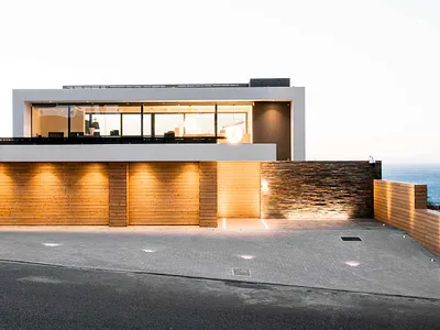 4 Bedroom House For Sale in Cape Town - Rn7L.webp