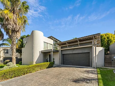 3 Bedroom House For Sale in Milnerton - Uvu7.webp