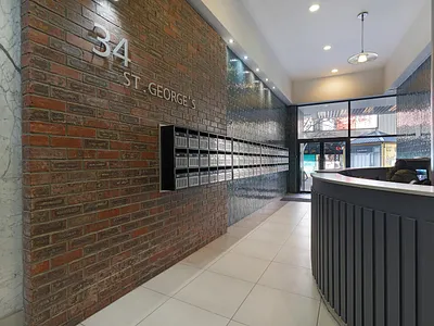 1 Bedroom Apartment For Sale in Cape Town - Xrh2.webp