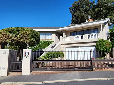 3 Bedroom House For Sale in Cape Town - LHzr.webp