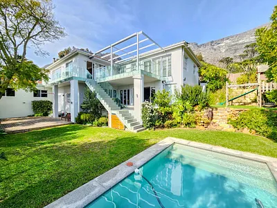 5 Bedroom House To Rent in Cape Town - aFVN.webp