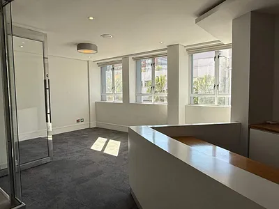 Commercial Property To Rent in Cape Town - p5oH.webp
