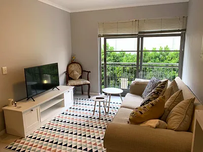 2 Bedroom Apartment To Rent in Cape Town - 5hjk.webp