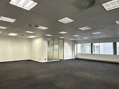 Commercial Property To Rent in Cape Town - 4Jzf.webp