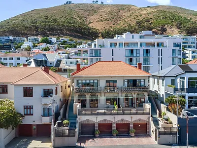 2 Bedroom Apartment For Sale in Cape Town - G329.webp