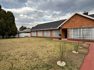 5 Bedroom House For Sale in Boksburg - lKnq.webp