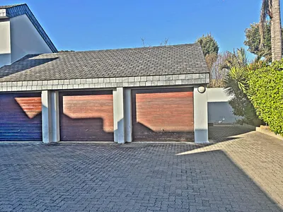 2 Bedroom Apartment For Sale in Benoni - es6i.webp