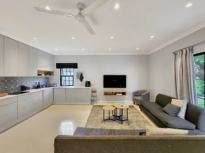 2 Bedroom Apartment For Sale in Cape Town - Wqme.webp