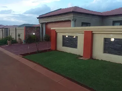 2 Bedroom House For Sale in Boksburg - hn6O.webp