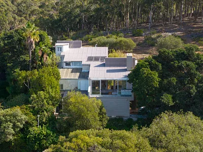 4 Bedroom House For Sale in Cape Town - fPBQ.webp