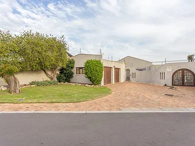 3 Bedroom House For Sale in Milnerton - nOGp.webp